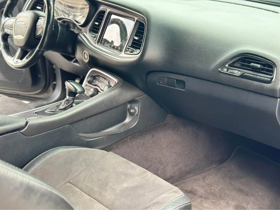 2018 Dodge Challenger 3rd Gen - Image 15 of 19