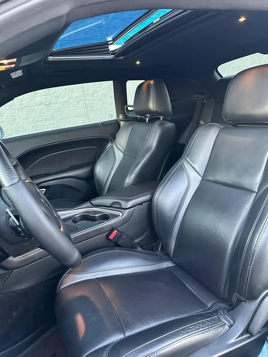 2018 Dodge Challenger 3rd Gen - Image 19 of 20