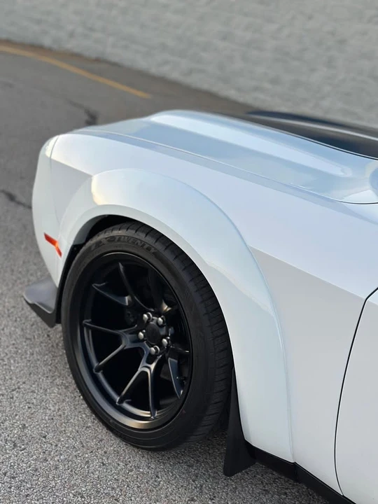 2018 Dodge Challenger 3rd Gen - Image 10 of 20
