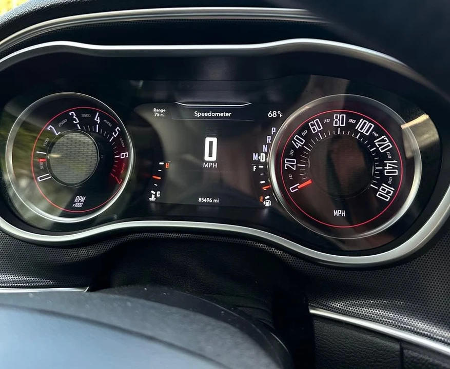 2018 Dodge Challenger 3rd Gen - Image 15 of 20
