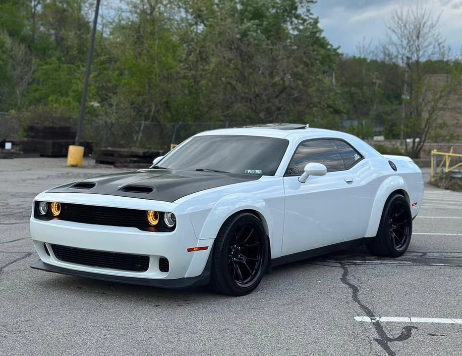 2018 Dodge Challenger 3rd Gen - Image 9 of 20