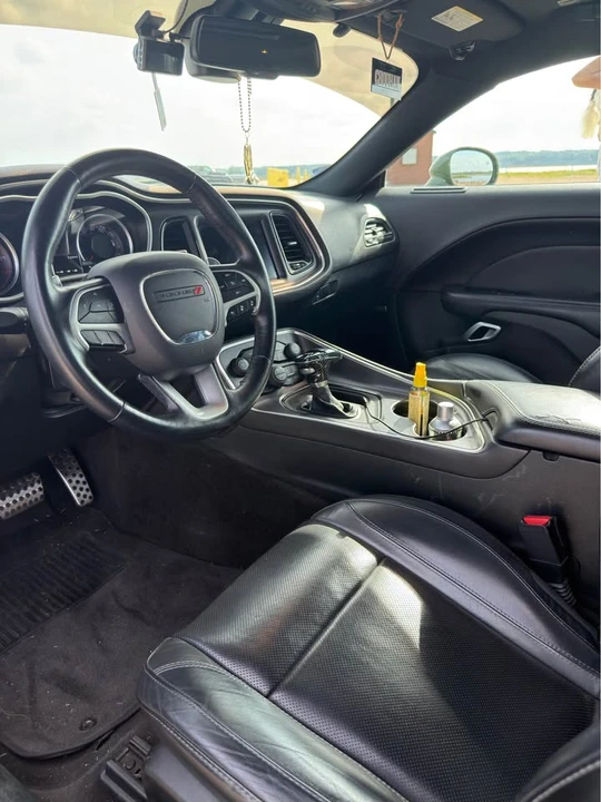 2018 Dodge Challenger 3rd Gen - Image 11 of 14