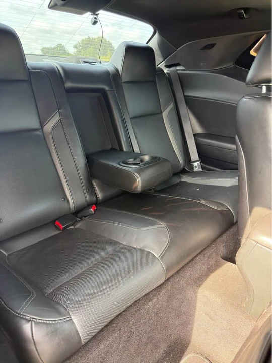 2018 Dodge Challenger 3rd Gen - Image 9 of 14