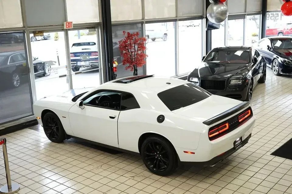 2018 Dodge Challenger 3rd Gen - Image 18 of 20