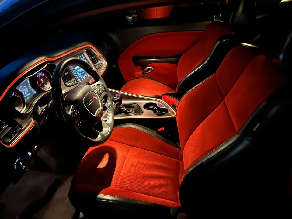 2018 Dodge Challenger 3rd Gen - Image 9 of 17