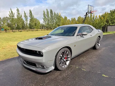 2018 Dodge Challenger RT Scat Pack Shaker