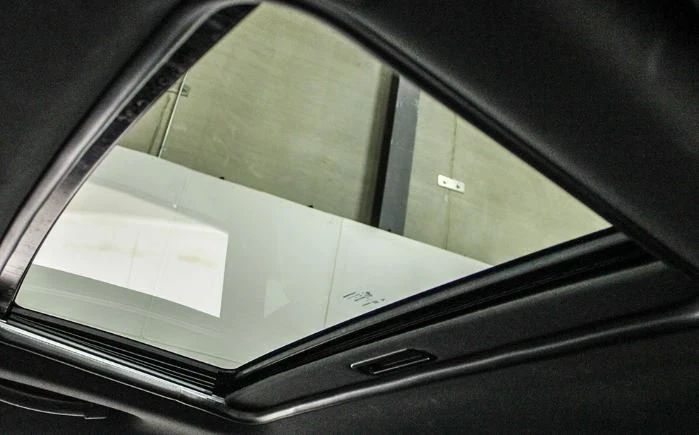 2018 Dodge Challenger 3rd Gen - Image 7 of 10