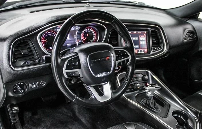 2018 Dodge Challenger 3rd Gen - Image 5 of 10