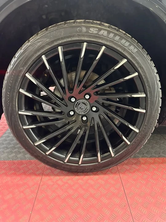 2018 Dodge Challenger 3rd Gen - Image 19 of 20