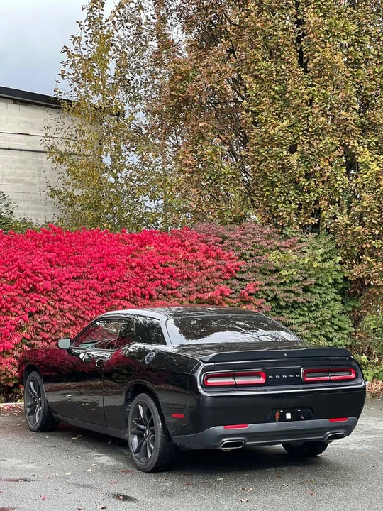 2018 Dodge Challenger 3rd Gen - Image 6 of 9
