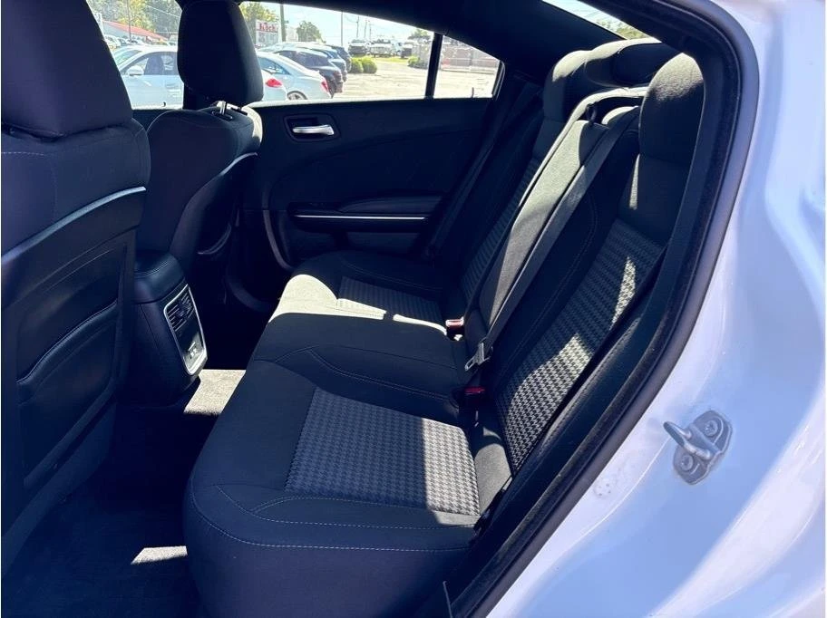 2018 Dodge Charger 7th Gen - Image 9 of 20
