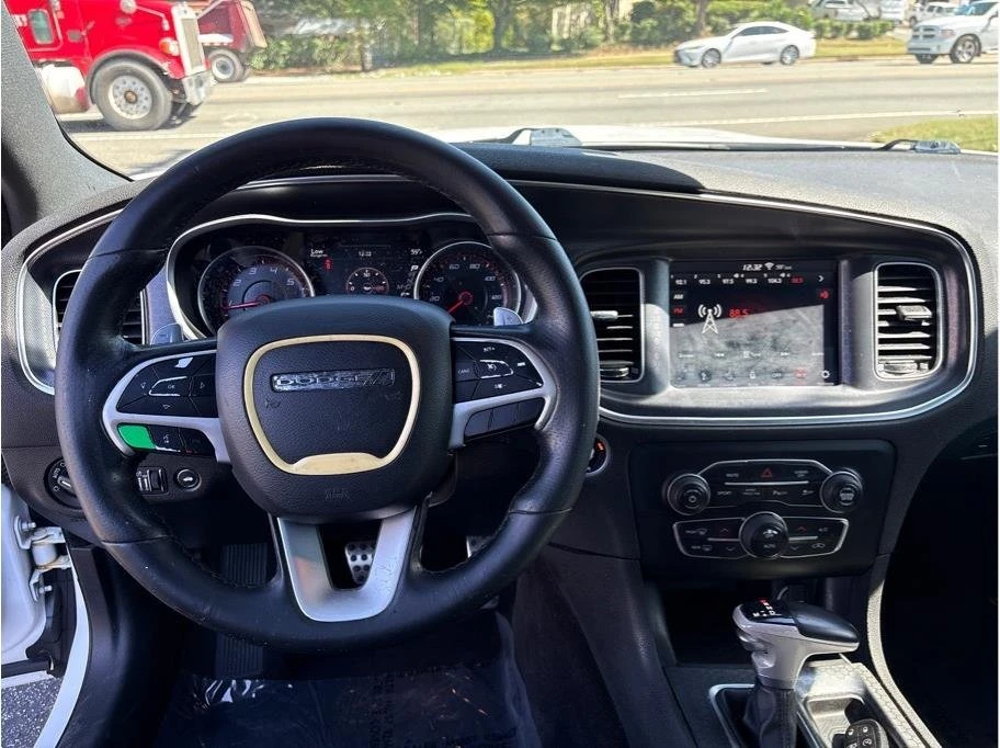 2018 Dodge Charger 7th Gen - Image 11 of 20