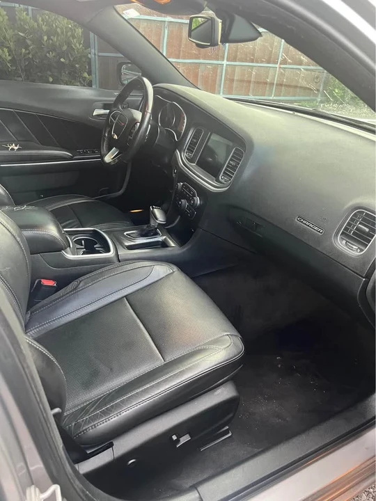 2018 Dodge Charger 7th Gen - Image 9 of 12