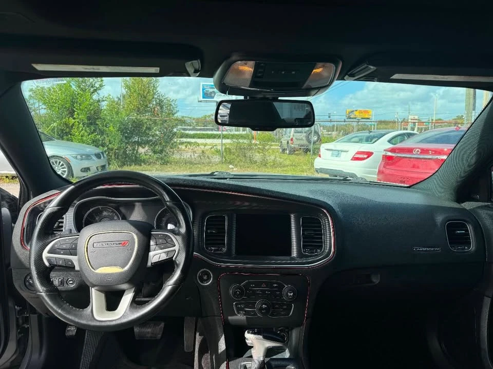 2018 Dodge Charger 7th Gen - Image 13 of 16