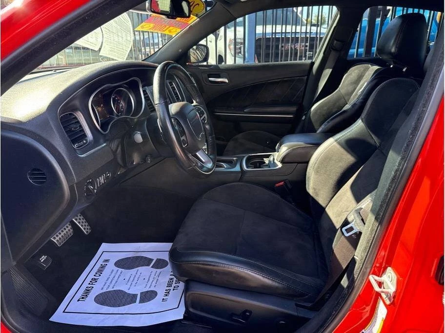 2018 Dodge Charger 7th Gen - Image 17 of 18