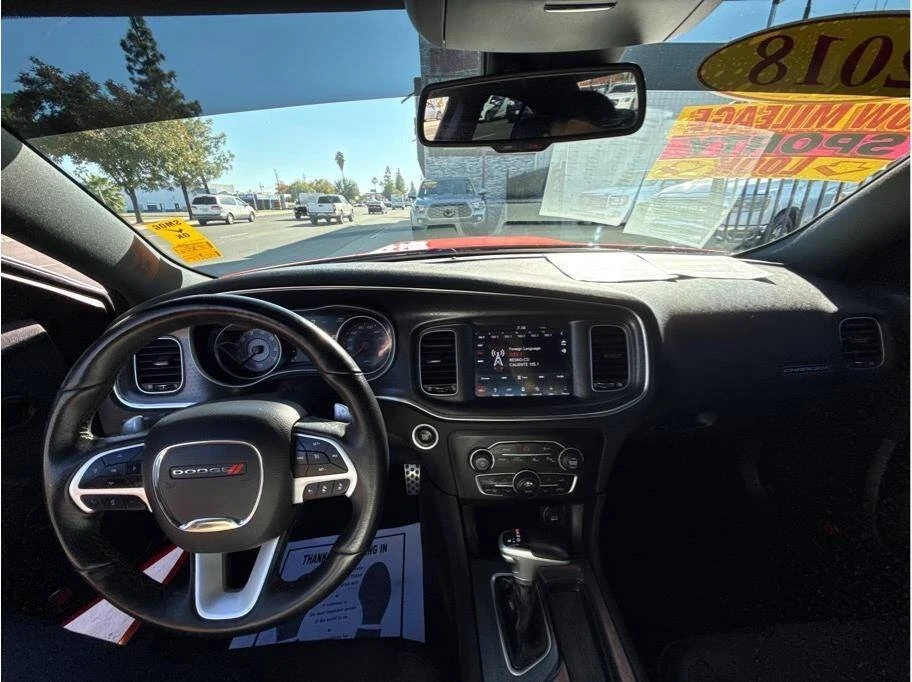 2018 Dodge Charger 7th Gen - Image 16 of 18