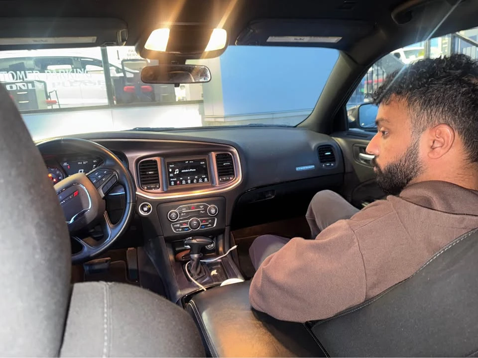 2018 Dodge Charger 7th Gen - Image 2 of 10