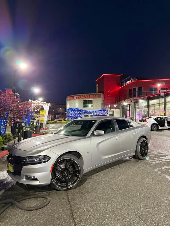 2018 Dodge Charger 7th Gen - Image 2 of 4