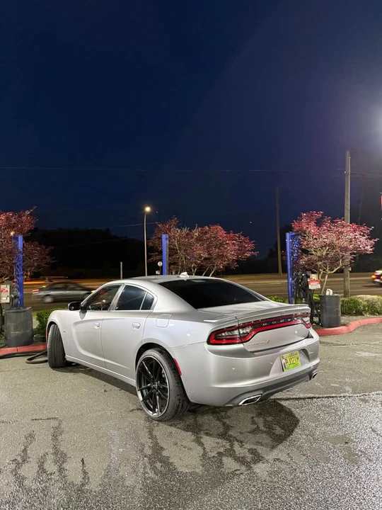 2018 Dodge Charger 7th Gen - Image 3 of 4