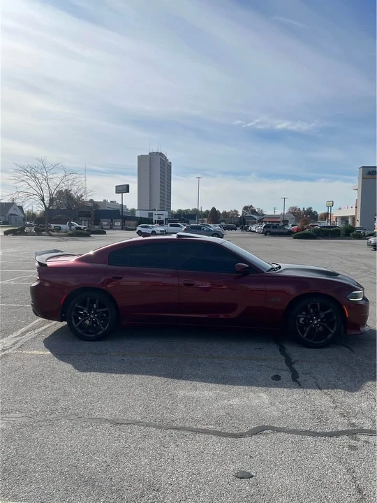 2018 Dodge Charger 7th Gen - Image 3 of 12