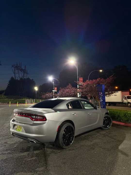 2018 Dodge Charger 7th Gen - Image 4 of 4
