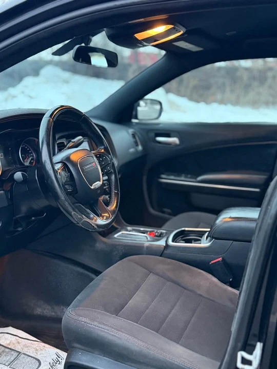 2018 Dodge Charger 7th Gen - Image 8 of 9