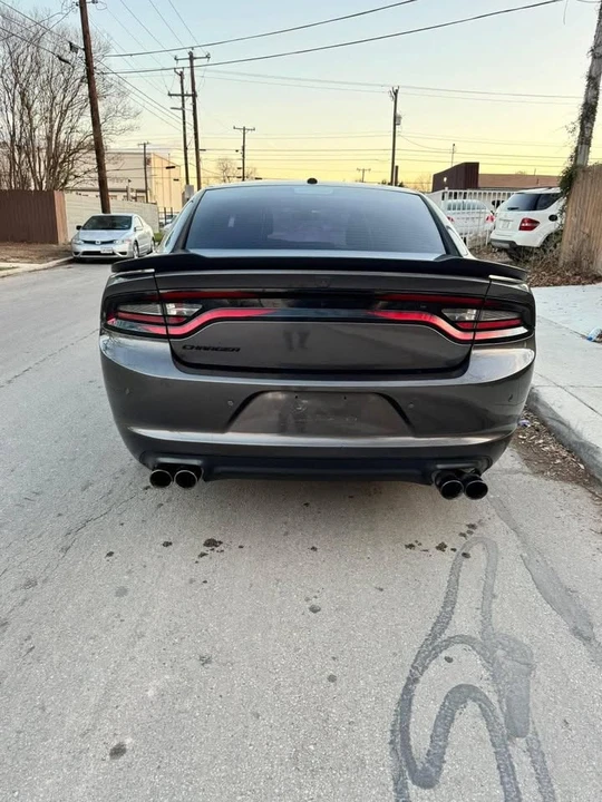 2018 Dodge Charger 7th Gen - Image 4 of 10