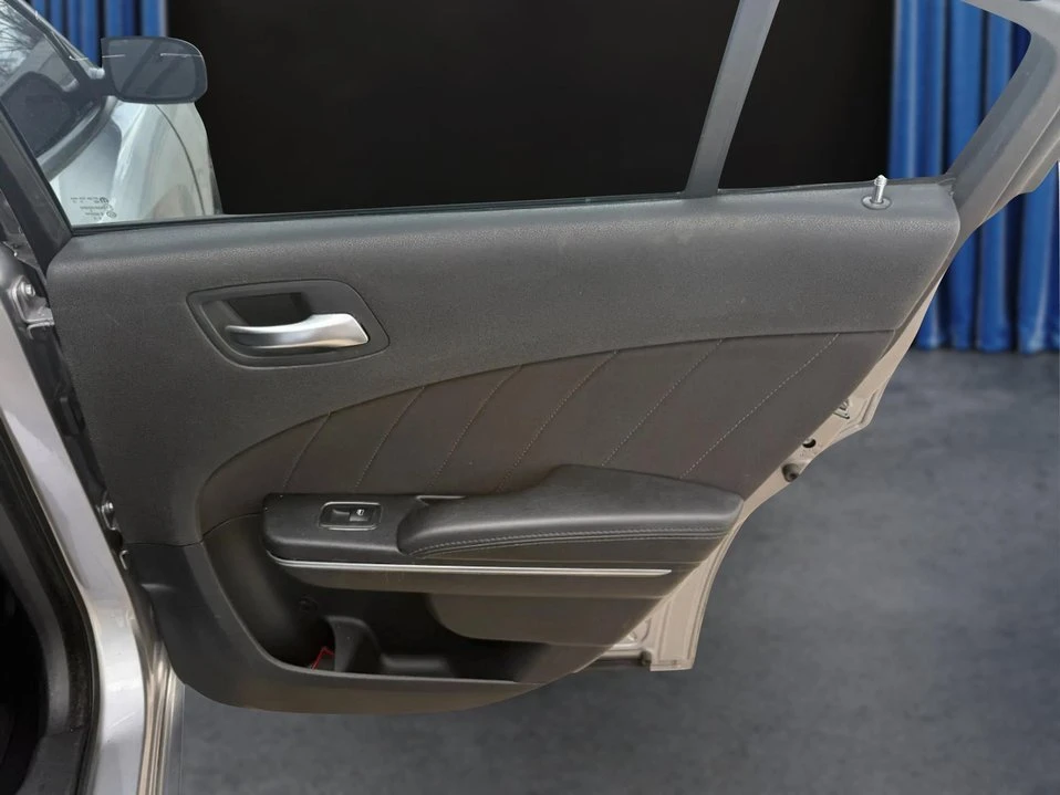 2018 Dodge Charger 7th Gen - Image 18 of 20