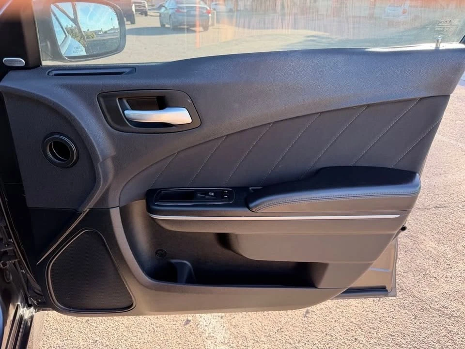 2018 Dodge Charger 7th Gen - Image 19 of 19