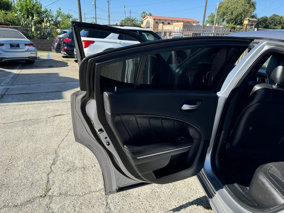 2018 Dodge Charger 7th Gen - Image 12 of 20
