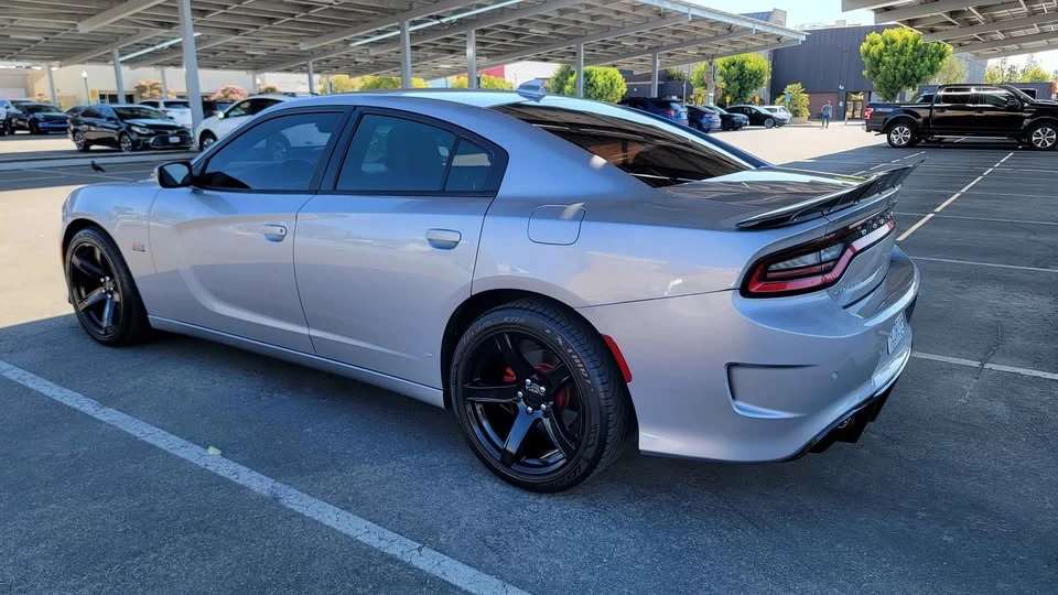 2018 Dodge Charger 7th Gen - Image 5 of 9