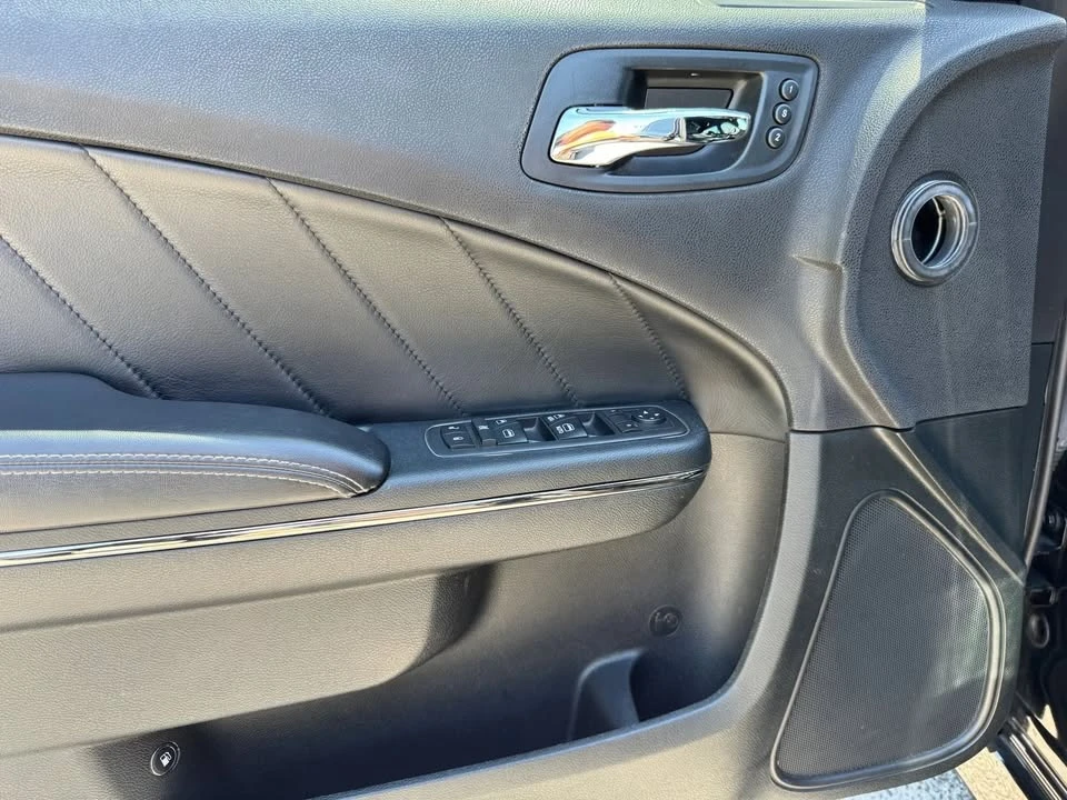 2018 Dodge Charger 7th Gen - Image 16 of 20