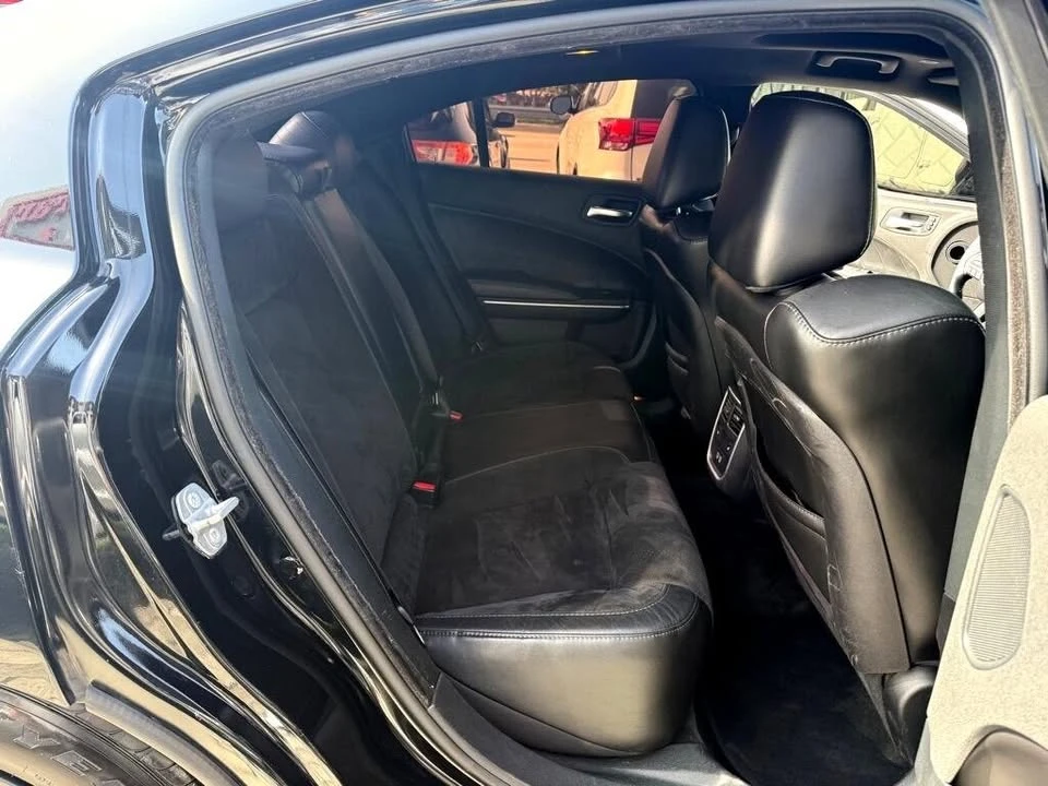 2018 Dodge Charger 7th Gen - Image 6 of 9