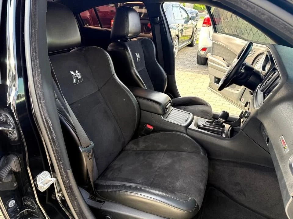 2018 Dodge Charger 7th Gen - Image 2 of 9