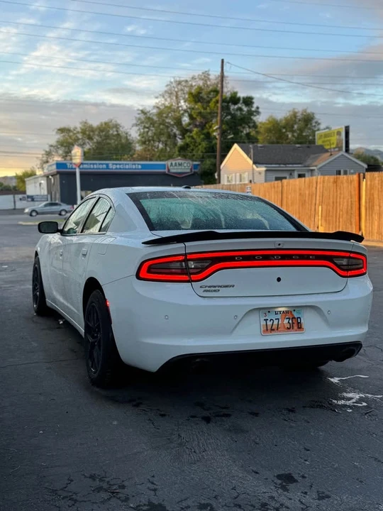 2018 Dodge Charger 7th Gen - Image 3 of 13