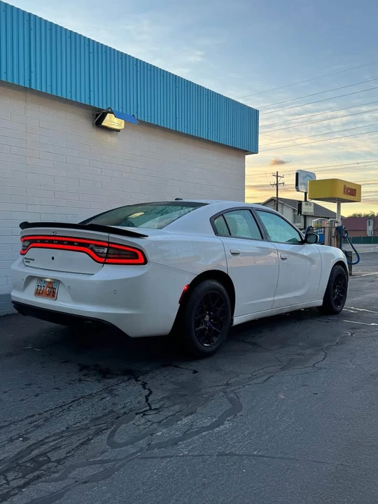 2018 Dodge Charger 7th Gen - Image 5 of 13