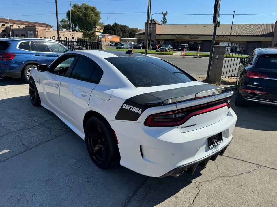 2018 Dodge Charger SRT & 392 7th Gen - Image 9 of 14