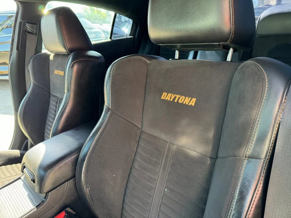2018 Dodge Charger SRT & 392 7th Gen - Image 12 of 14