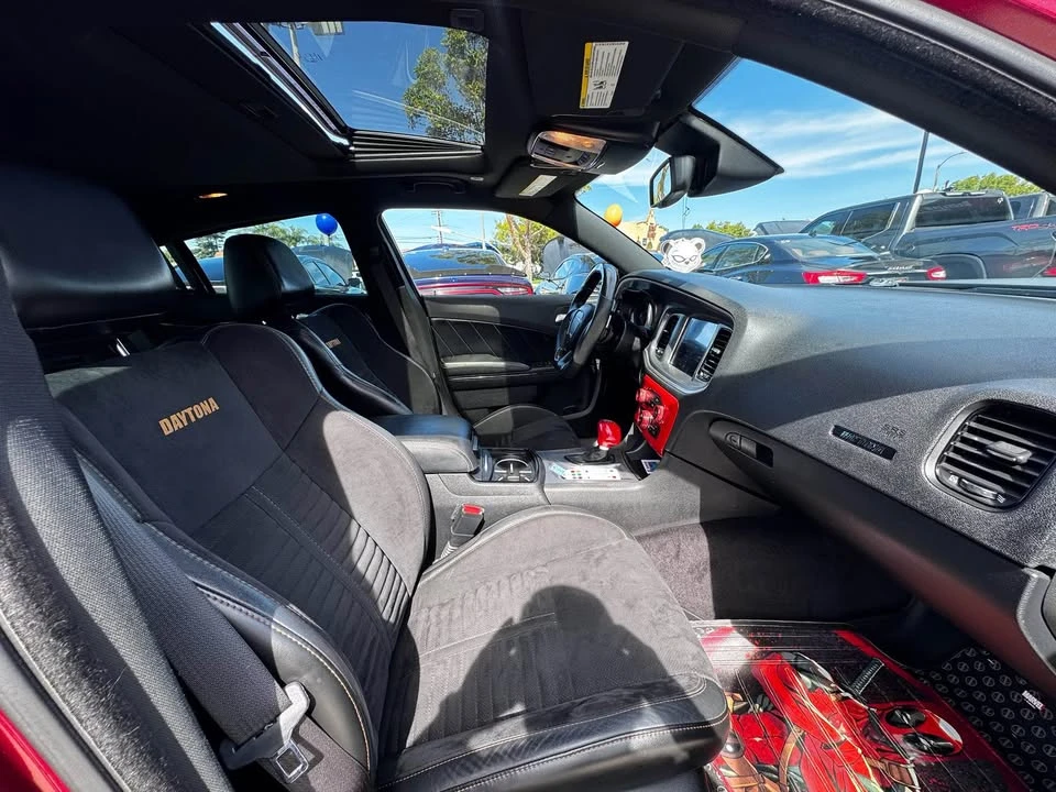 2018 Dodge Charger SRT & 392 7th Gen - Image 15 of 20