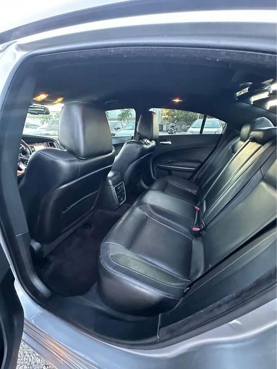 2018 Dodge Charger 7th Gen - Image 15 of 16