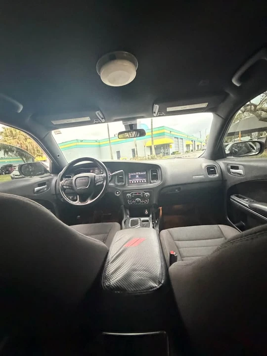 2018 Dodge Charger 7th Gen - Image 10 of 16