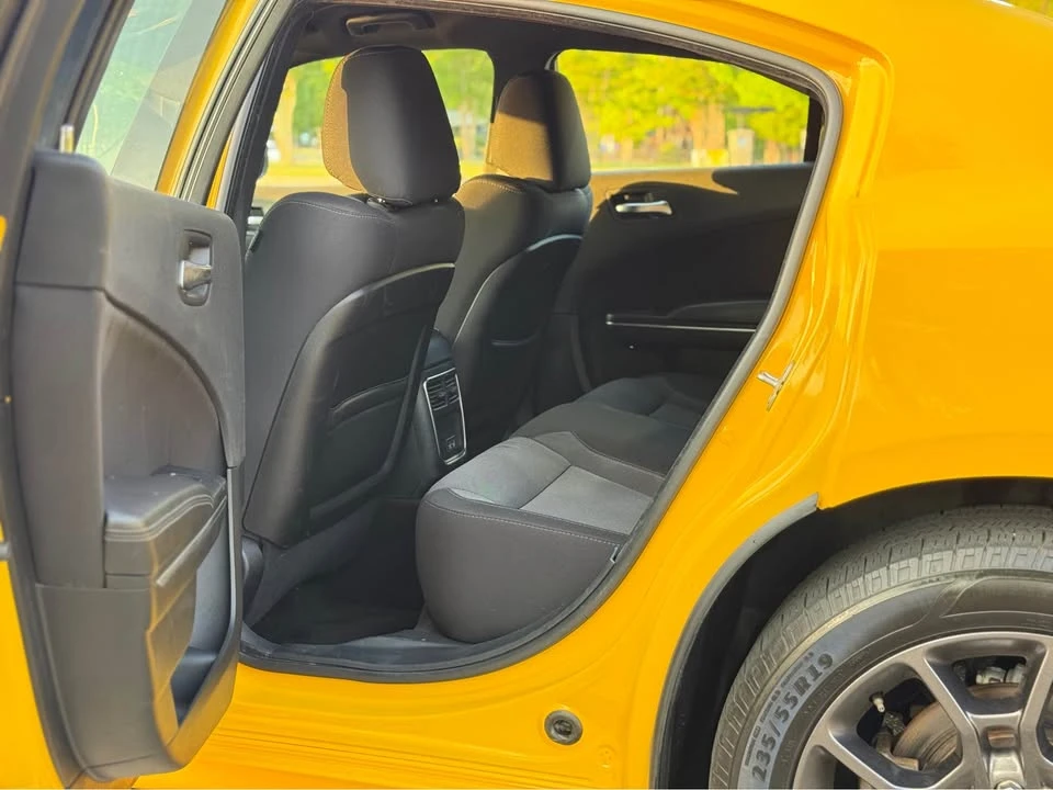 2018 Dodge Charger 7th Gen - Image 10 of 19