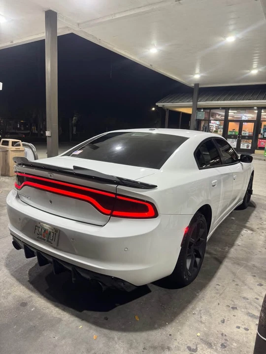 2018 Dodge Charger 7th Gen - Image 2 of 13