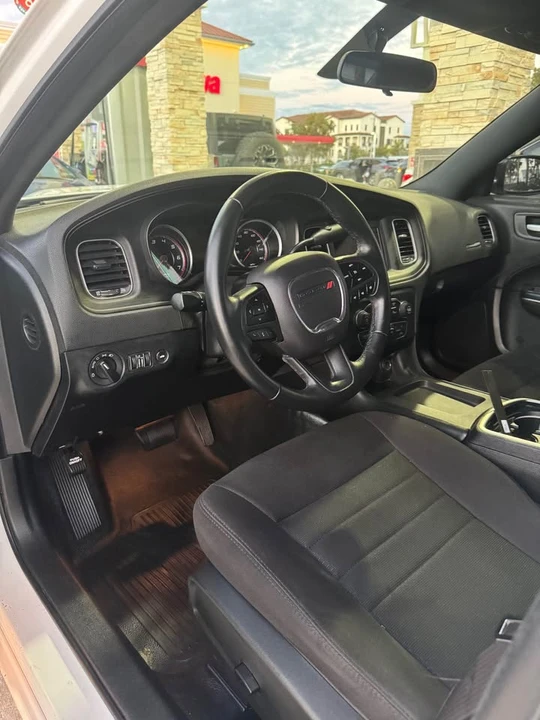 2018 Dodge Charger 7th Gen - Image 4 of 13