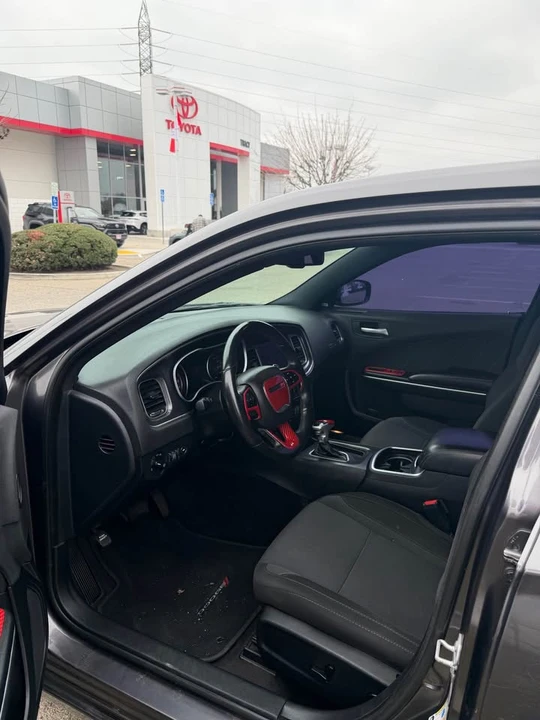 2018 Dodge Charger 7th Gen - Image 7 of 12