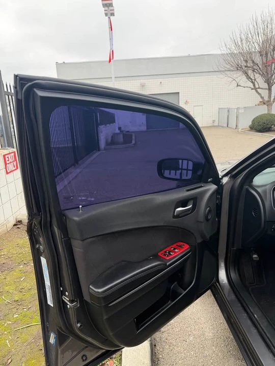 2018 Dodge Charger 7th Gen - Image 9 of 12