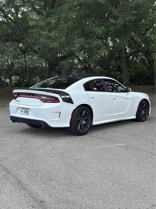 2018 Dodge Charger 7th Gen - Image 2 of 5