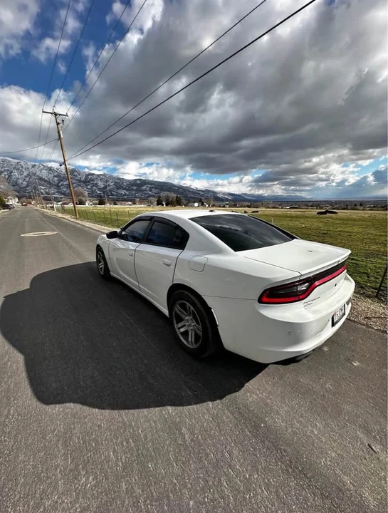 2018 Dodge Charger 7th Gen - Image 4 of 5