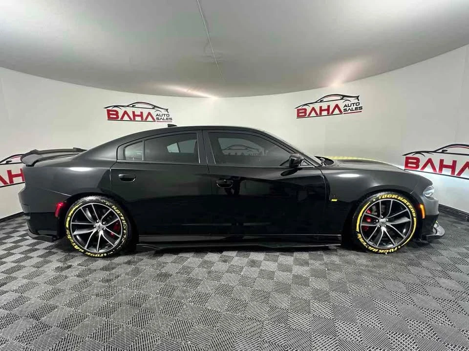 2018 Dodge Charger SRT & 392 7th Gen - Image 10 of 20