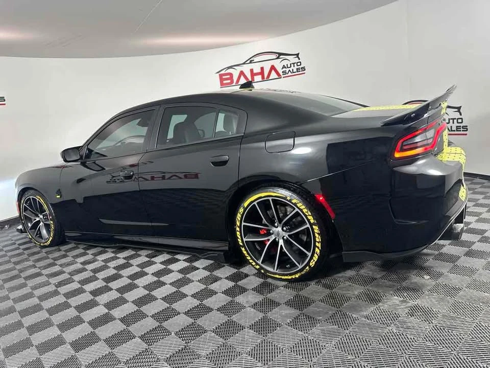 2018 Dodge Charger SRT & 392 7th Gen - Image 6 of 20